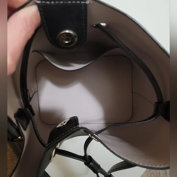 Kate Spade Leather Sadie Bucket Bag Crossbody Black - Picture 4 of 7